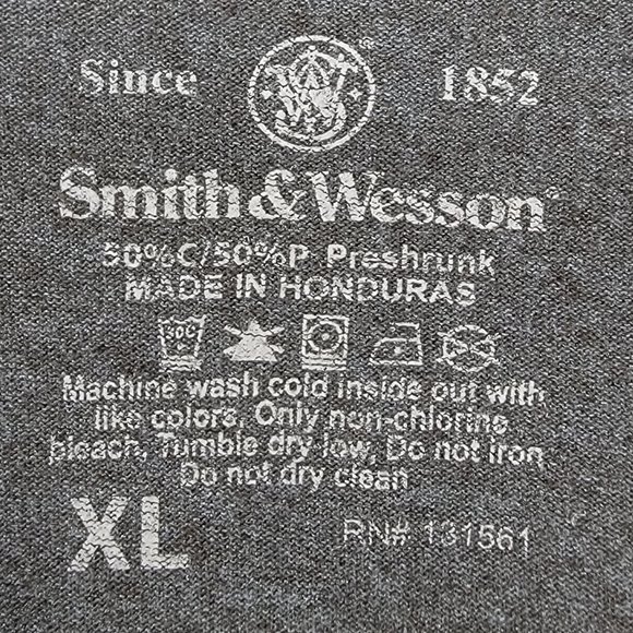 Smith & Wesson Men's Graphic T-Shirt Eagle American Flag Size XL Gray Patriotic - Picture 5 of 6